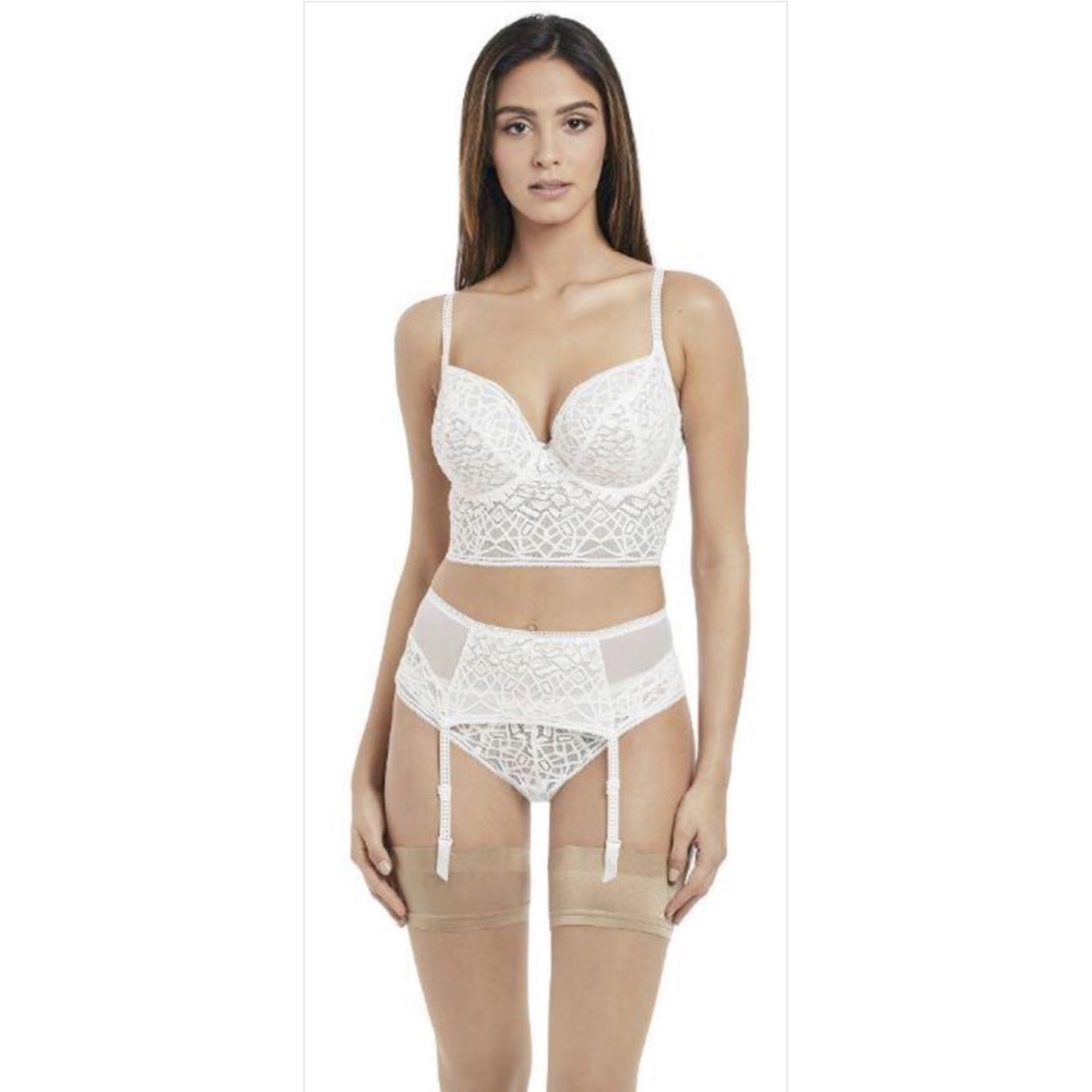 FREYA SOIRÉE LACE GARTER BELT ⭐️IN STORES⭐️